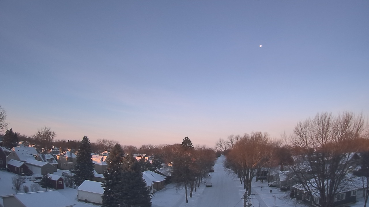 Thumbnail for current weather camera view from Sibley East Middle and High School in Arlington, Minnesota