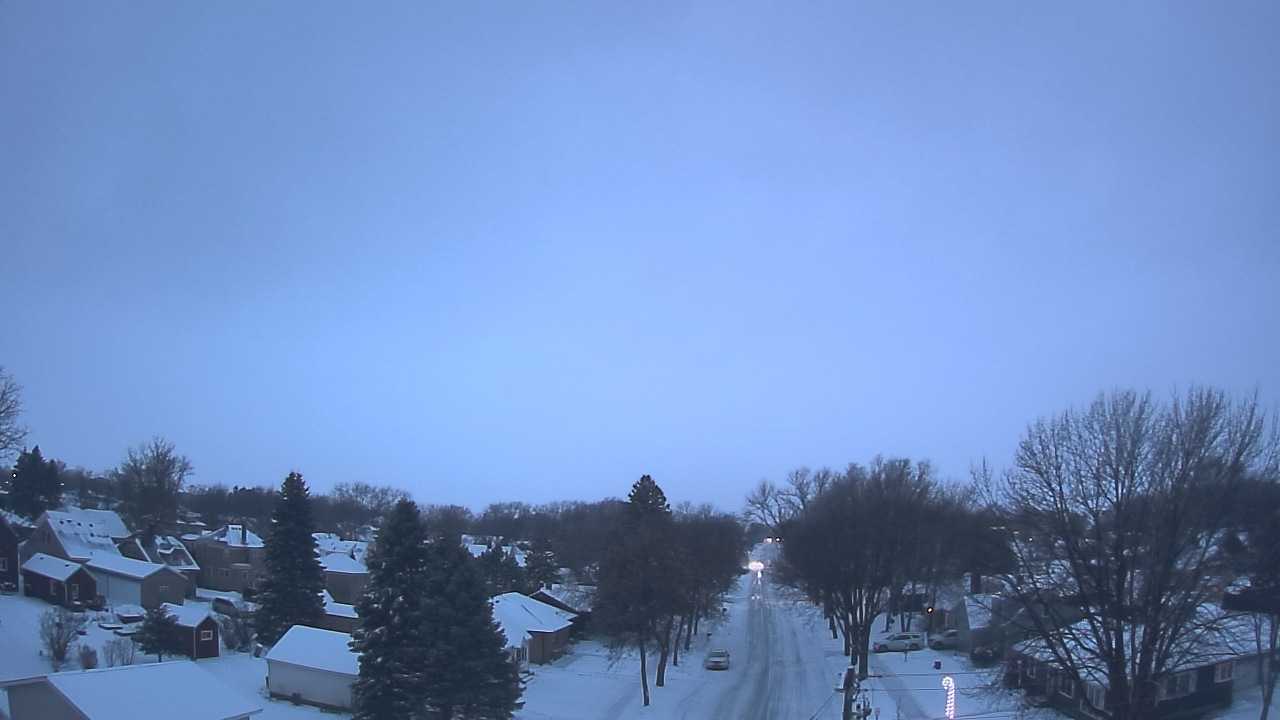 Thumbnail for current weather camera view from Sibley East Middle and High School in Arlington, Minnesota