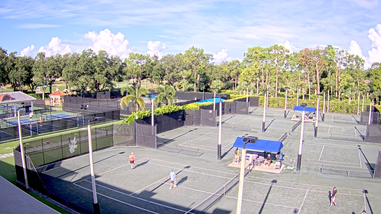 Thumbnail for current weather camera view from Grey Oaks Country Club in Naples, Florida