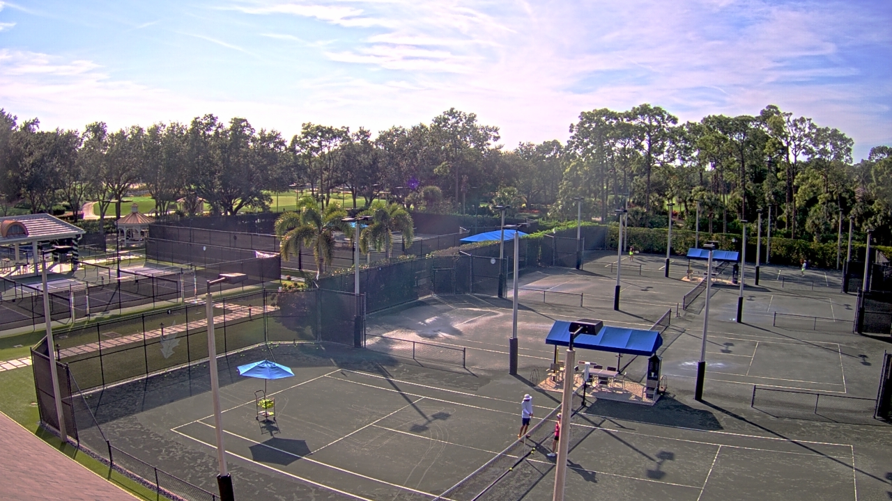Thumbnail for current weather camera view from Grey Oaks Country Club in Naples, Florida