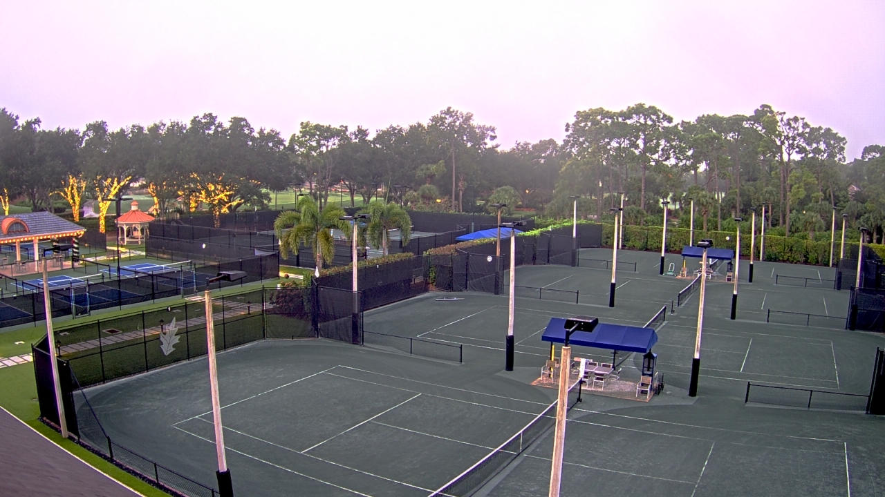 Thumbnail for current weather camera view from Grey Oaks Country Club in Naples, Florida