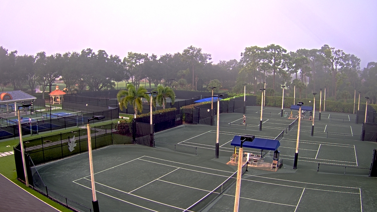 Thumbnail for current weather camera view from Grey Oaks Country Club in Naples, Florida