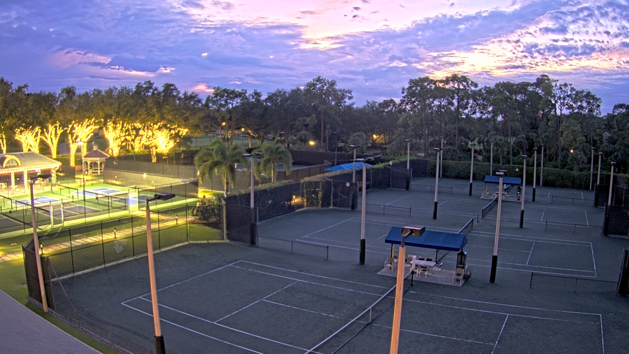 Thumbnail for current weather camera view from Grey Oaks Country Club in Naples, Florida