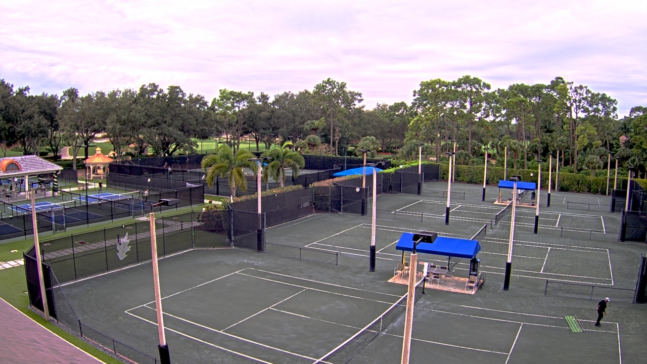 Thumbnail for current weather camera view from Grey Oaks Country Club in Naples, Florida