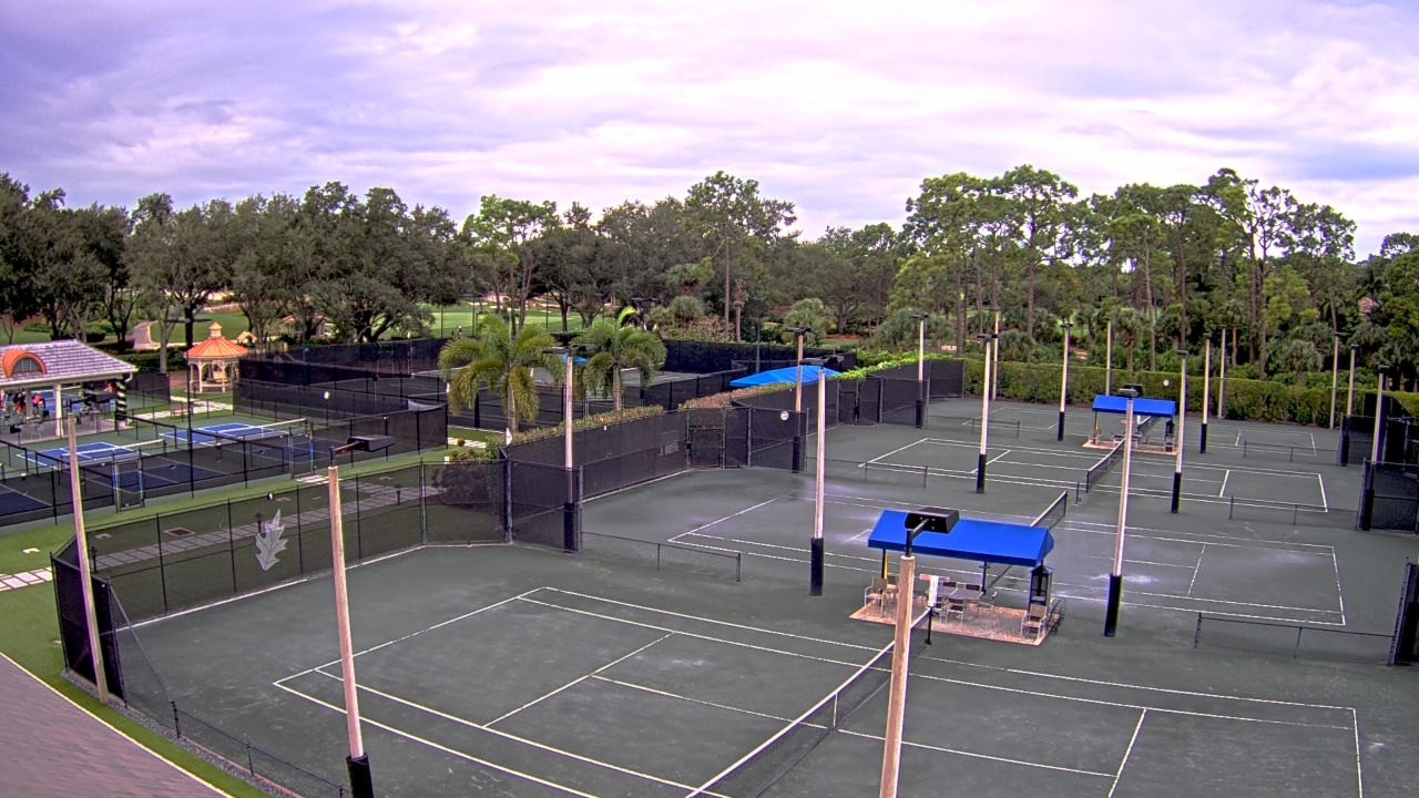 Thumbnail for current weather camera view from Grey Oaks Country Club in Naples, Florida