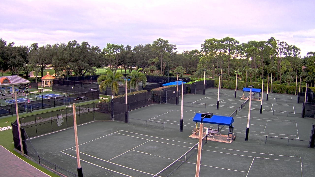 Thumbnail for current weather camera view from Grey Oaks Country Club in Naples, Florida