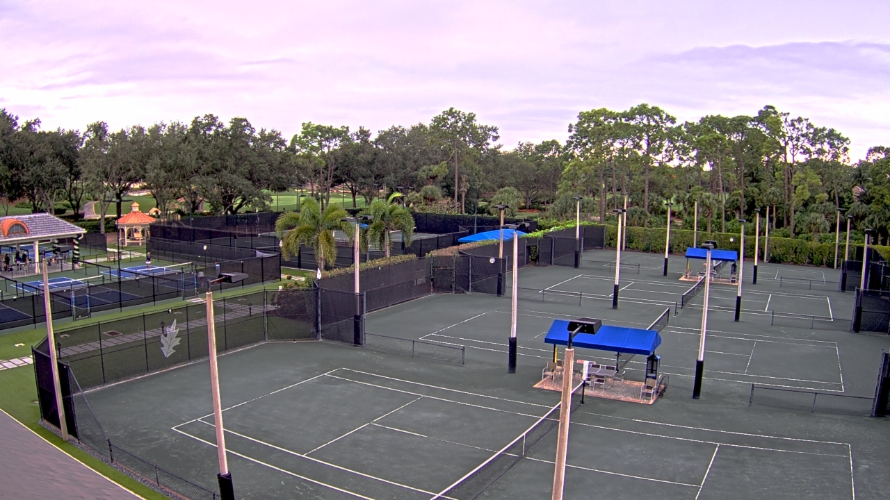 Thumbnail for current weather camera view from Grey Oaks Country Club in Naples, Florida