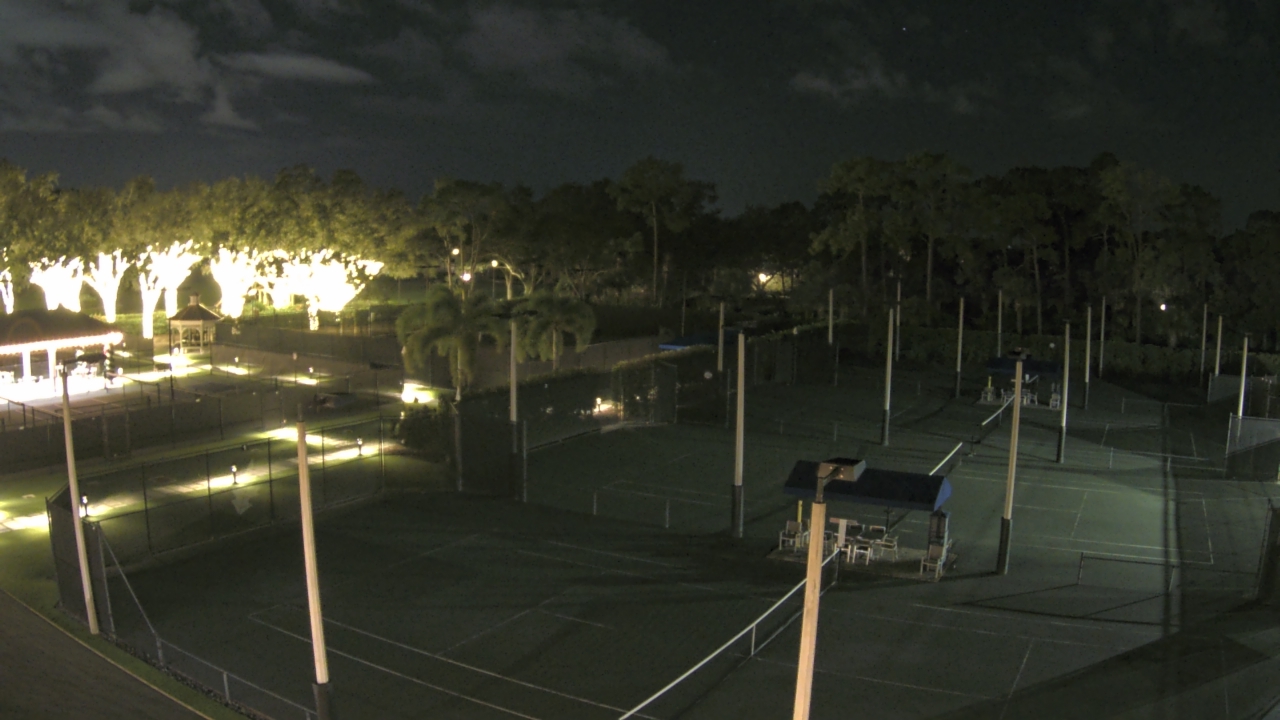 Thumbnail for current weather camera view from Grey Oaks Country Club in Naples, Florida