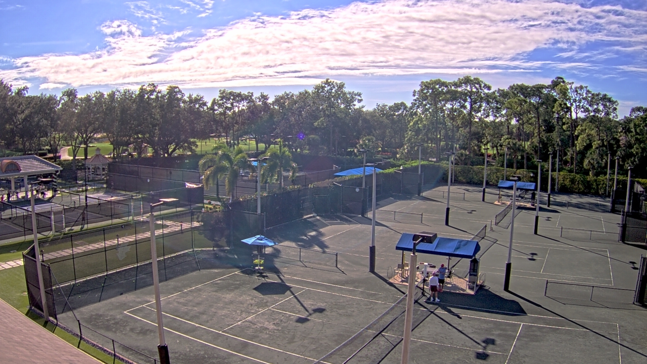 Thumbnail for current weather camera view from Grey Oaks Country Club in Naples, Florida