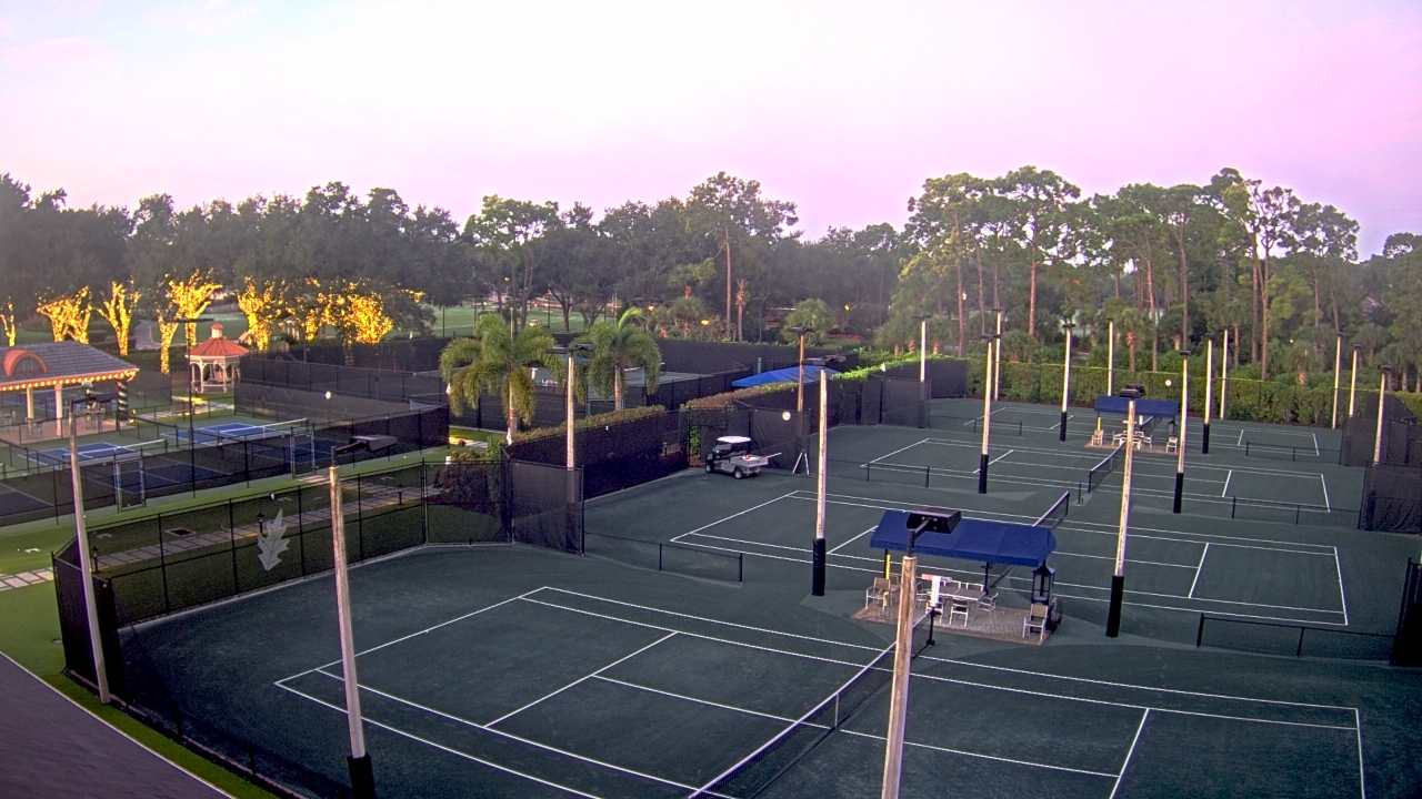 Thumbnail for current weather camera view from Grey Oaks Country Club in Naples, Florida