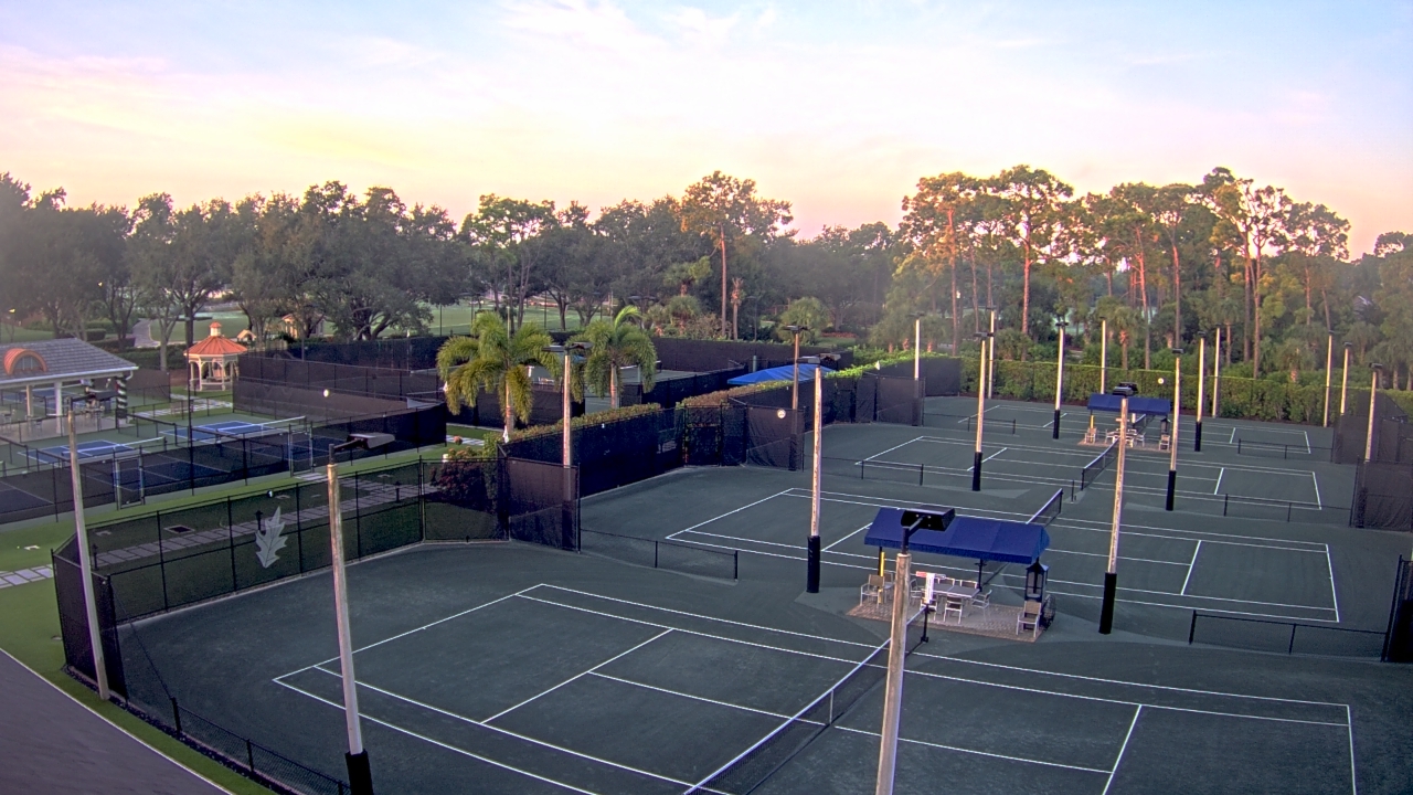 Thumbnail for current weather camera view from Grey Oaks Country Club in Naples, Florida