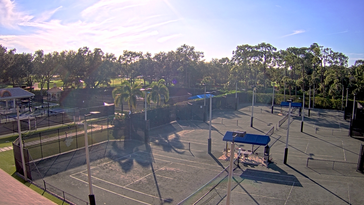 Thumbnail for current weather camera view from Grey Oaks Country Club in Naples, Florida