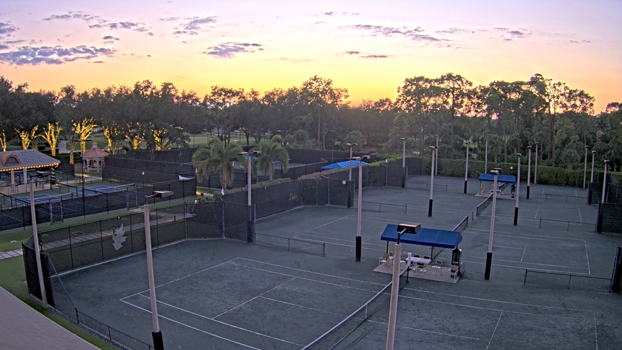 Thumbnail for current weather camera view from Grey Oaks Country Club in Naples, Florida