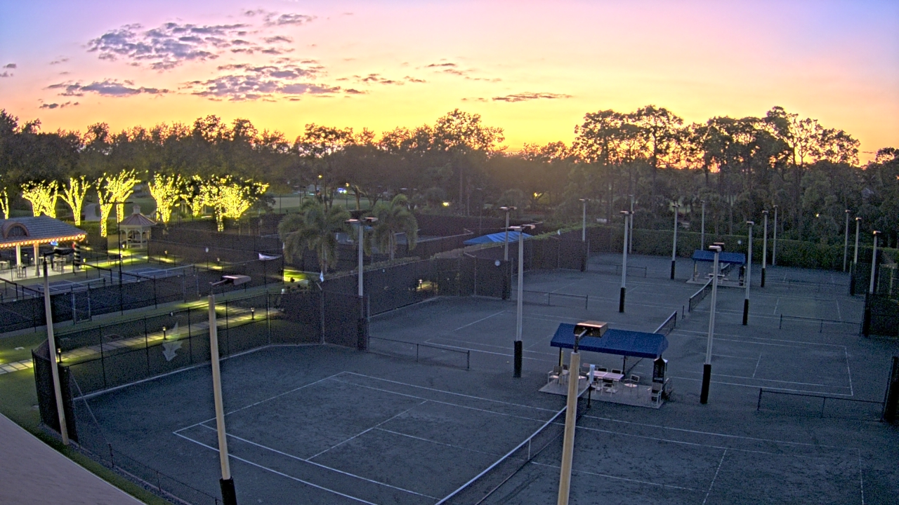 Thumbnail for current weather camera view from Grey Oaks Country Club in Naples, Florida