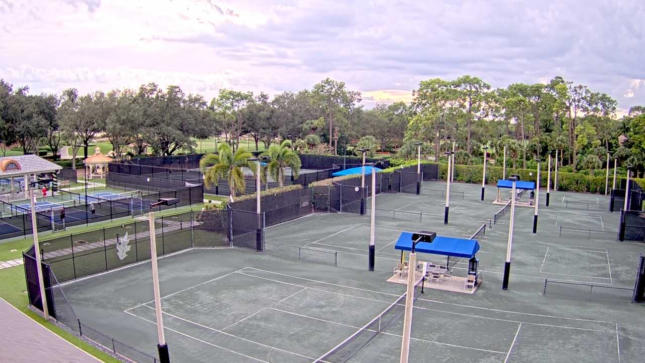 Thumbnail for current weather camera view from Grey Oaks Country Club in Naples, Florida