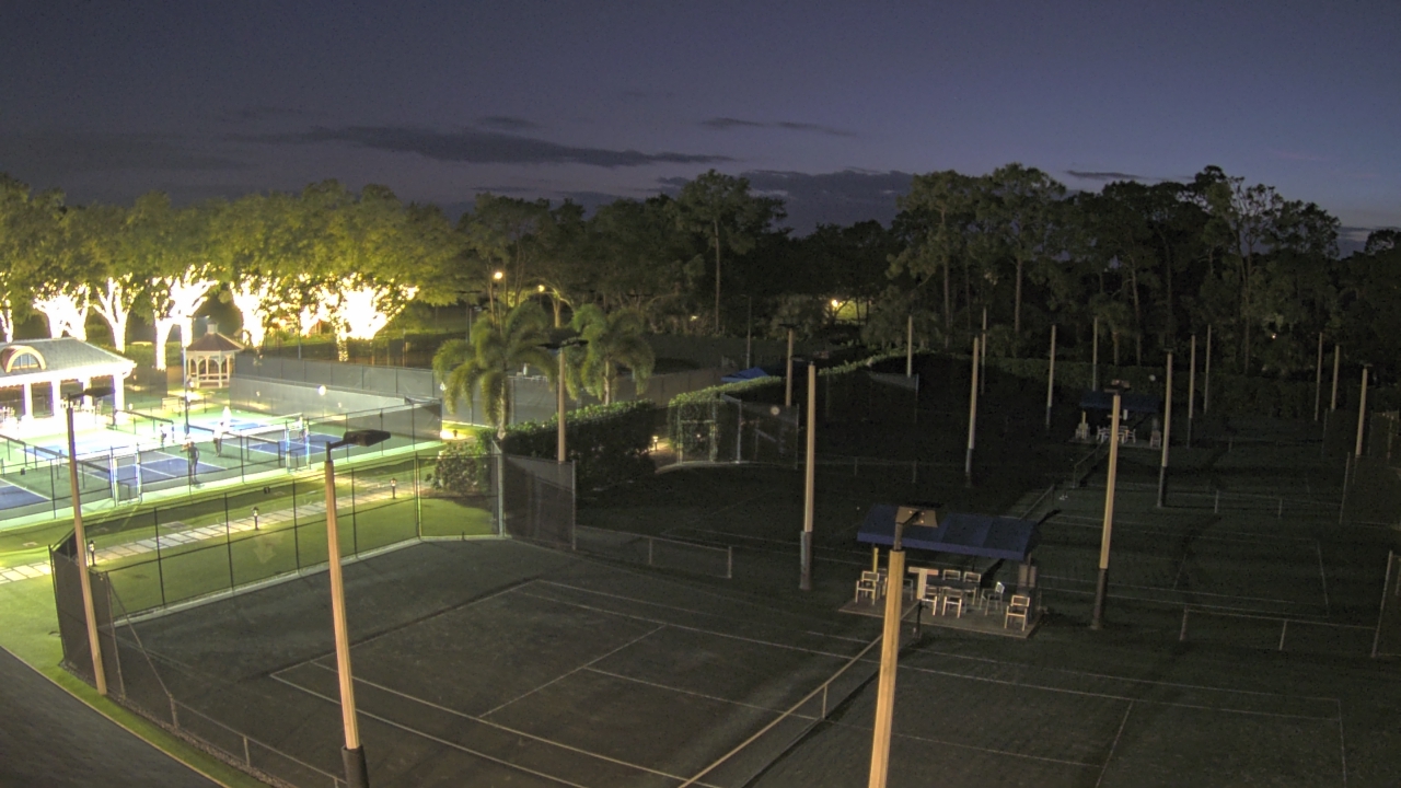 Thumbnail for current weather camera view from Grey Oaks Country Club in Naples, Florida