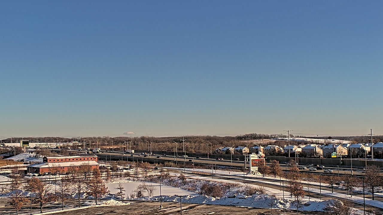 Thumbnail for current weather camera view from NOW Arena in Hoffman Estates, Illinois