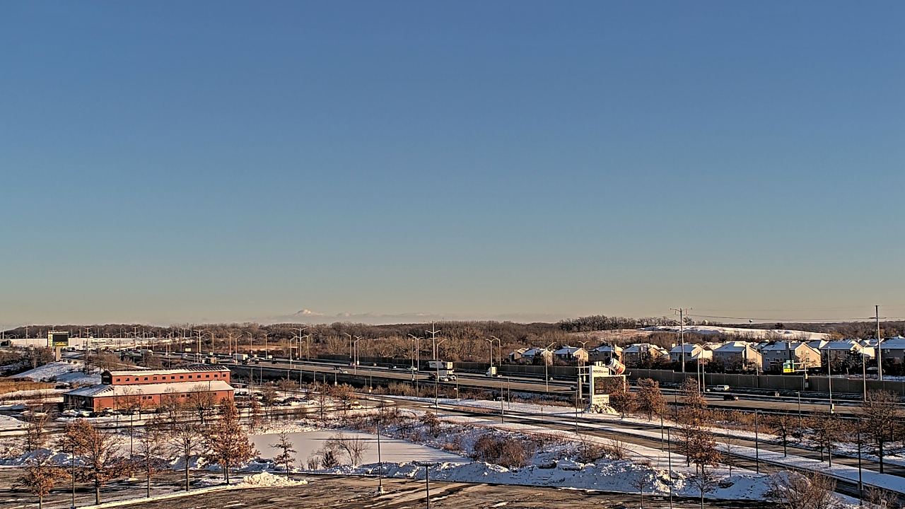 Thumbnail for current weather camera view from NOW Arena in Hoffman Estates, Illinois