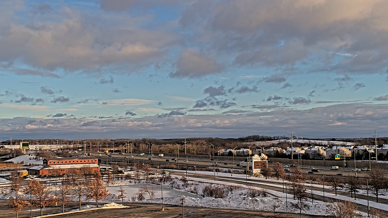 Thumbnail for current weather camera view from NOW Arena in Hoffman Estates, Illinois