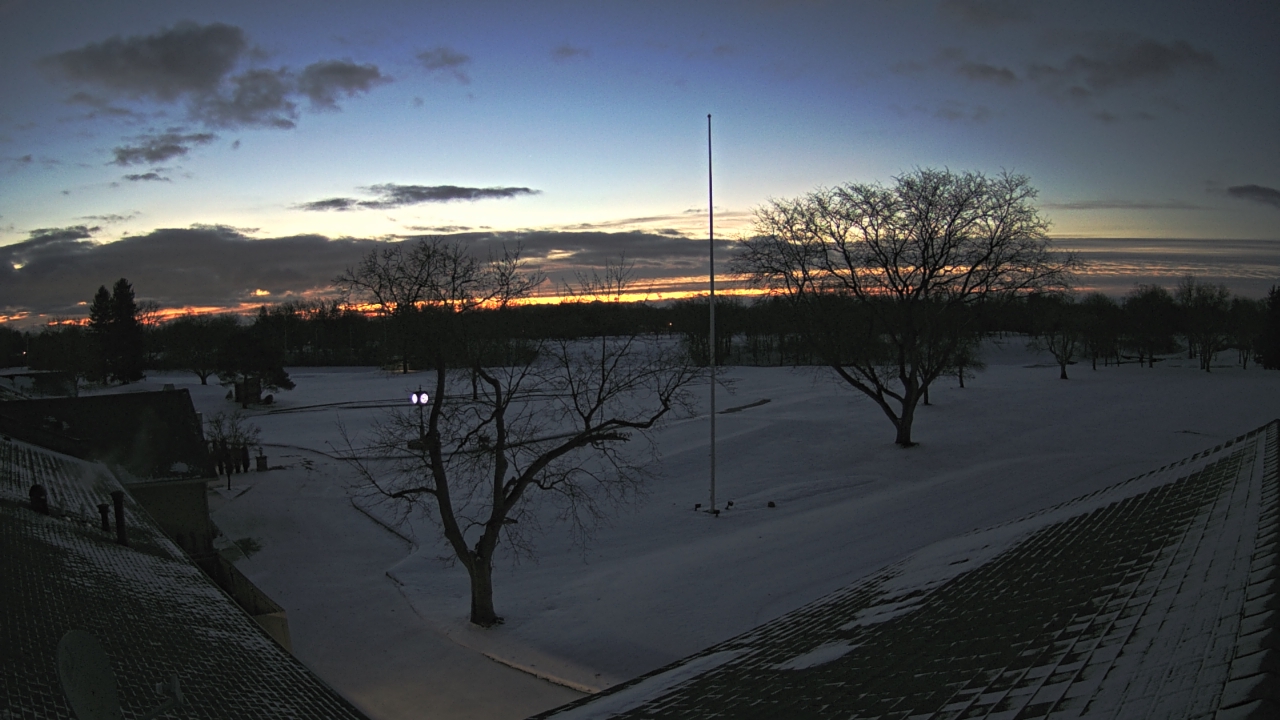 Thumbnail for current weather camera view from Highland Meadows Golf Club in Sylvania, Ohio