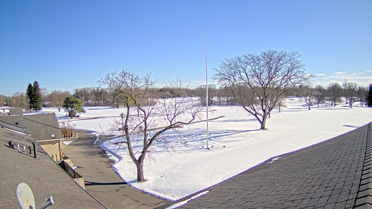 Thumbnail for current weather camera view from Highland Meadows Golf Club in Sylvania, Ohio