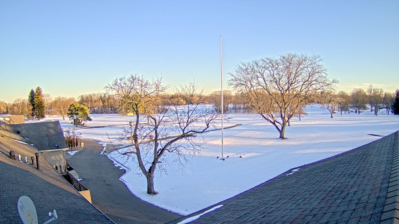 Thumbnail for current weather camera view from Highland Meadows Golf Club in Sylvania, Ohio