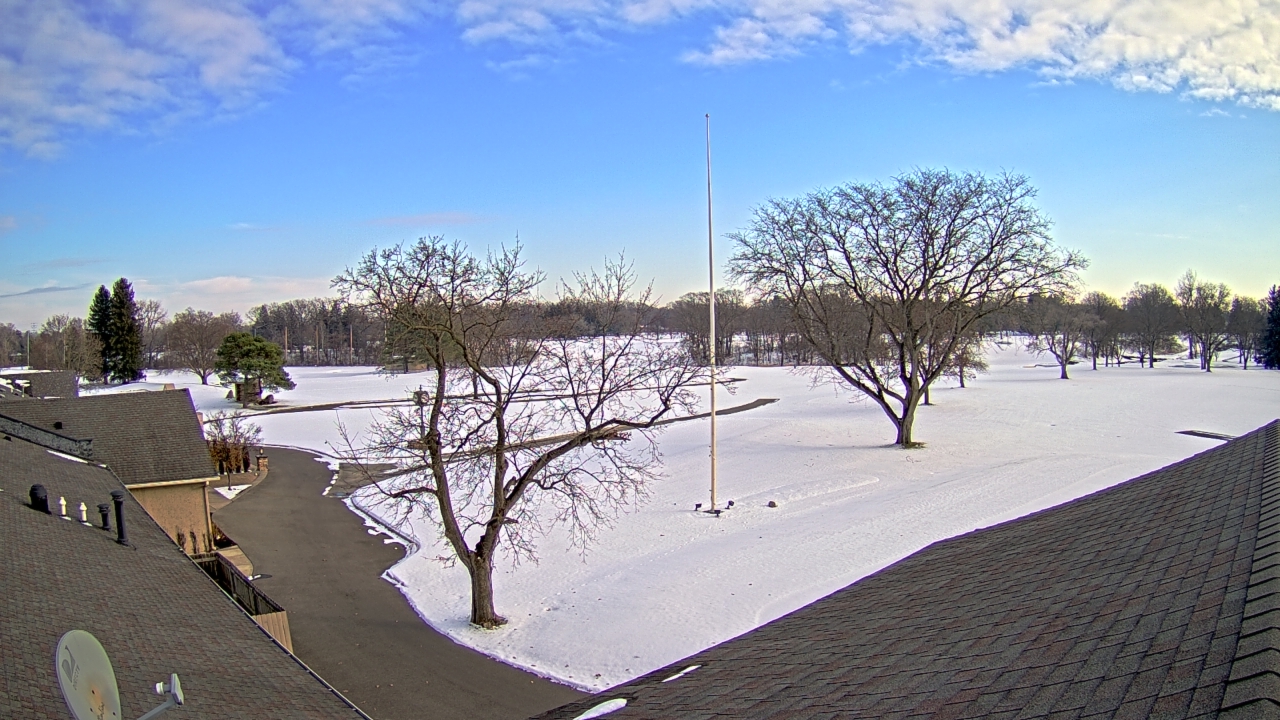 Thumbnail for current weather camera view from Highland Meadows Golf Club in Sylvania, Ohio