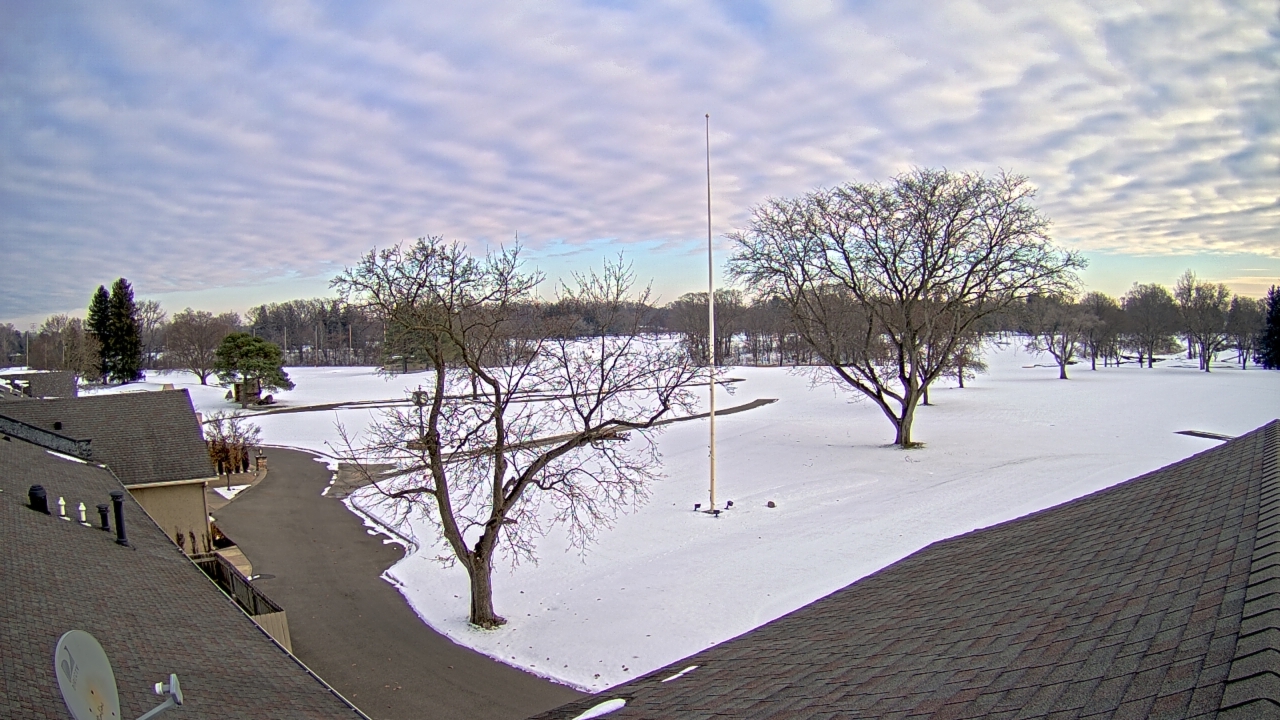 Thumbnail for current weather camera view from Highland Meadows Golf Club in Sylvania, Ohio