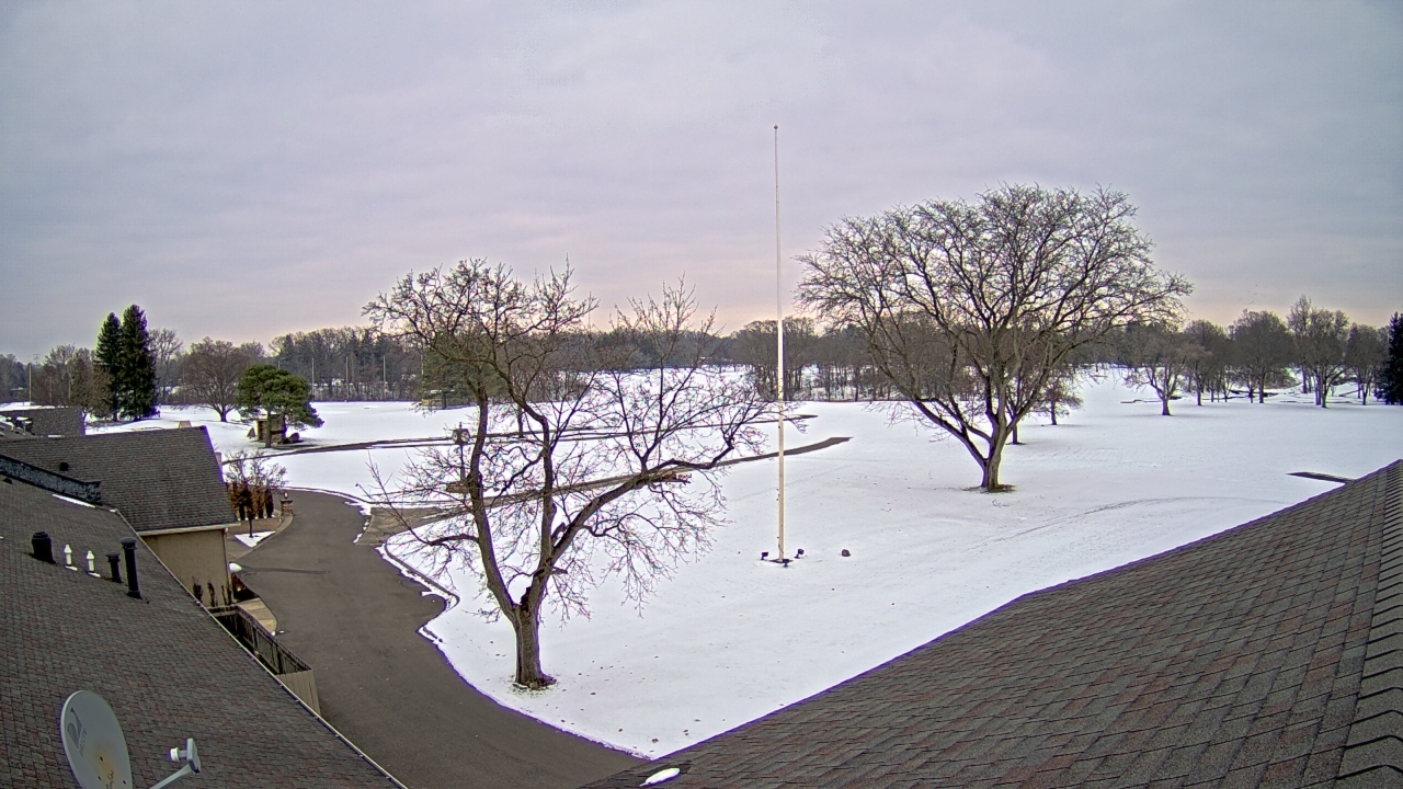 Thumbnail for current weather camera view from Highland Meadows Golf Club in Sylvania, Ohio
