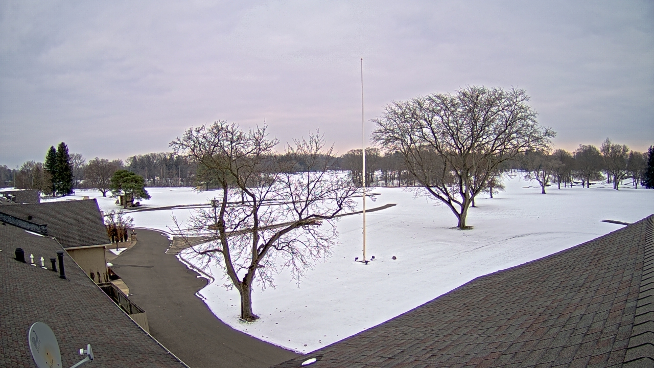 Thumbnail for current weather camera view from Highland Meadows Golf Club in Sylvania, Ohio