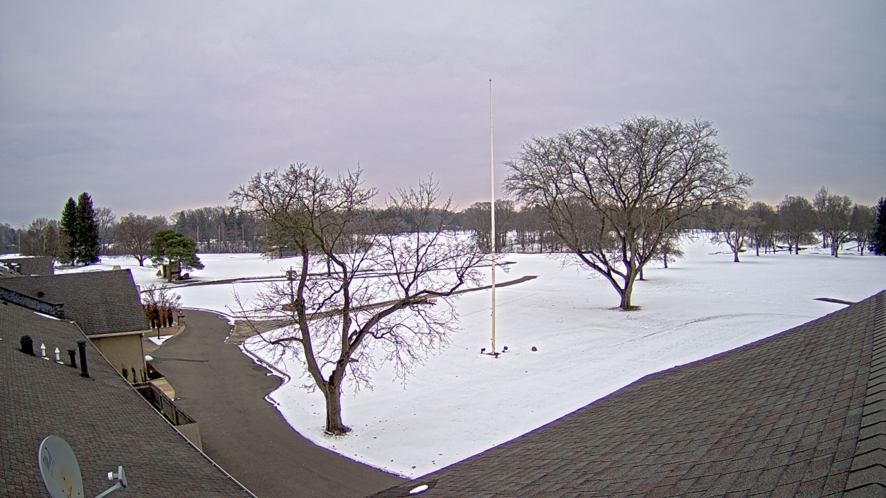 Thumbnail for current weather camera view from Highland Meadows Golf Club in Sylvania, Ohio