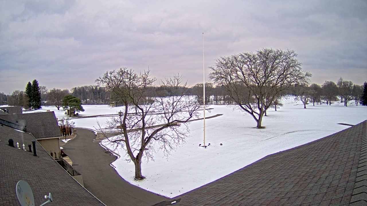 Thumbnail for current weather camera view from Highland Meadows Golf Club in Sylvania, Ohio