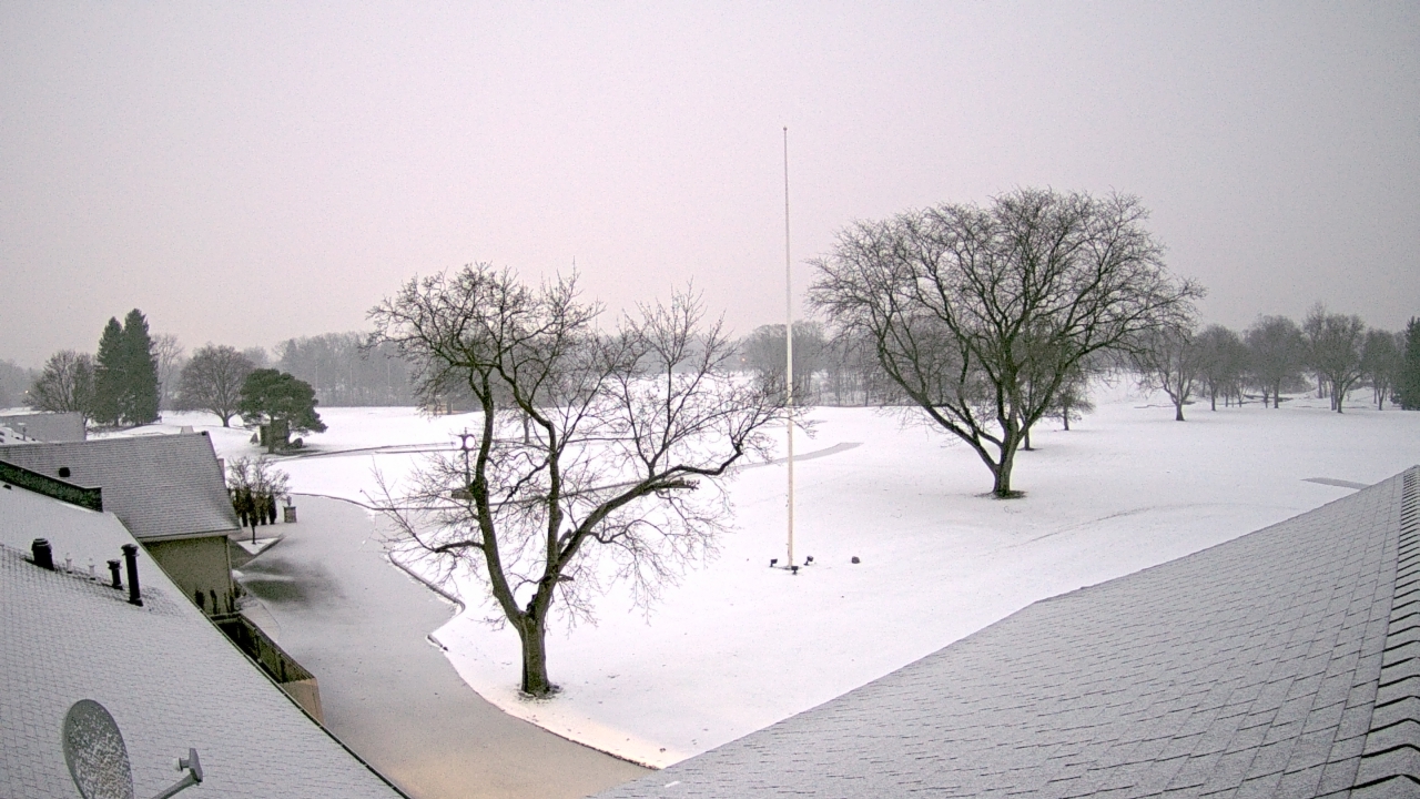 Thumbnail for current weather camera view from Highland Meadows Golf Club in Sylvania, Ohio