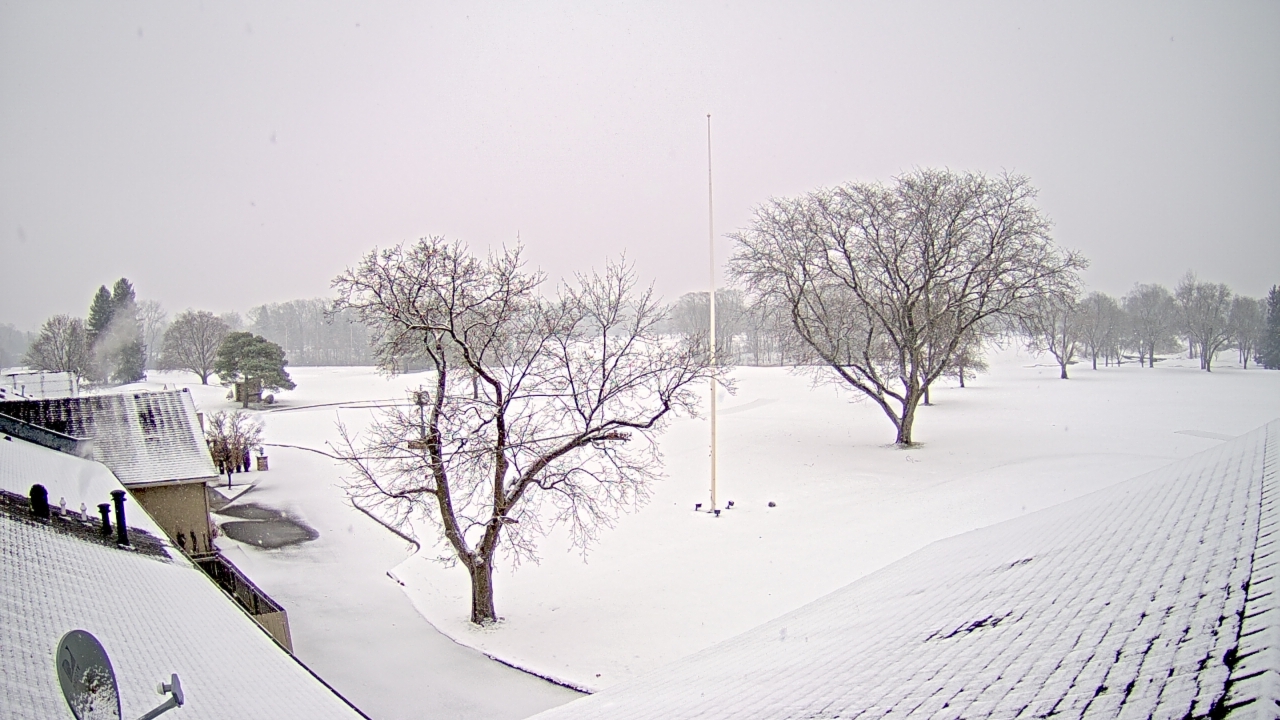 Thumbnail for current weather camera view from Highland Meadows Golf Club in Sylvania, Ohio