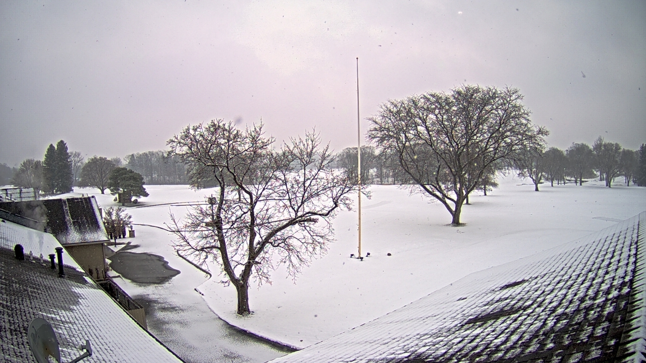 Thumbnail for current weather camera view from Highland Meadows Golf Club in Sylvania, Ohio