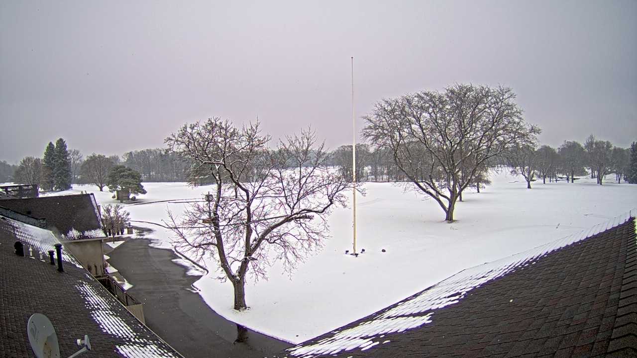 Thumbnail for current weather camera view from Highland Meadows Golf Club in Sylvania, Ohio