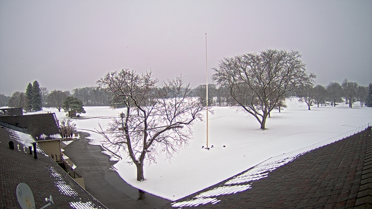 Thumbnail for current weather camera view from Highland Meadows Golf Club in Sylvania, Ohio