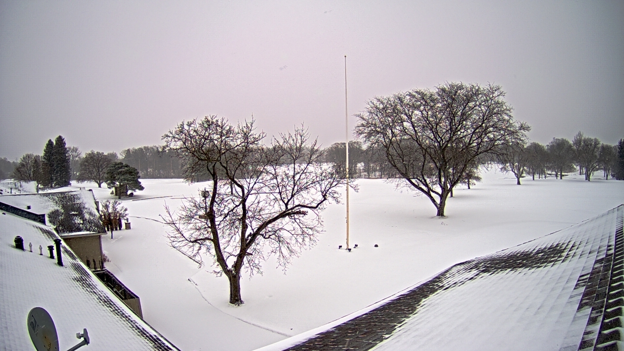 Thumbnail for current weather camera view from Highland Meadows Golf Club in Sylvania, Ohio