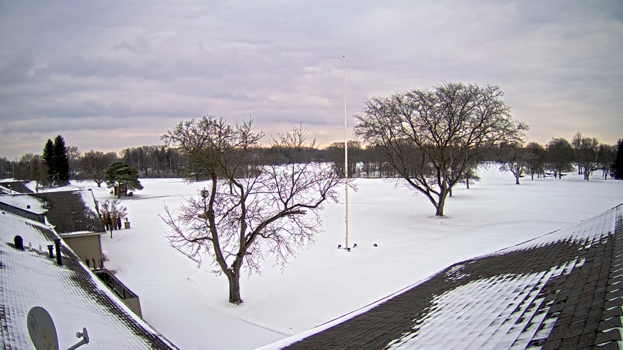 Thumbnail for current weather camera view from Highland Meadows Golf Club in Sylvania, Ohio