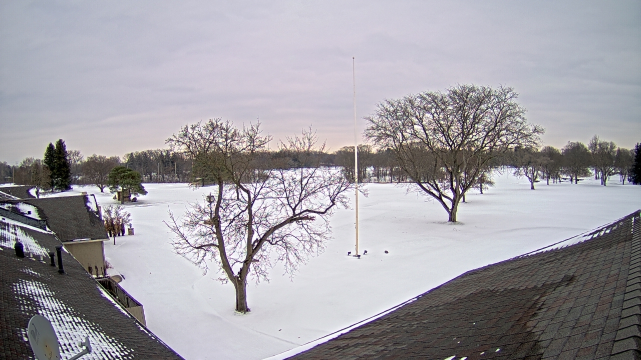 Thumbnail for current weather camera view from Highland Meadows Golf Club in Sylvania, Ohio