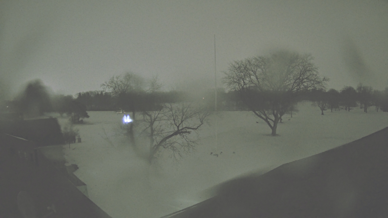 Thumbnail for current weather camera view from Highland Meadows Golf Club in Sylvania, Ohio