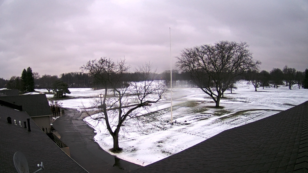 Thumbnail for current weather camera view from Highland Meadows Golf Club in Sylvania, Ohio