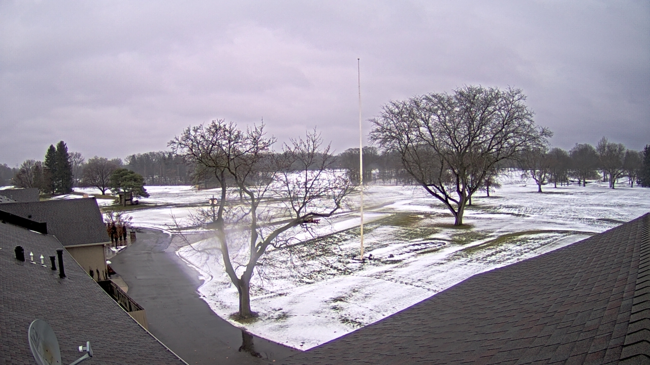Thumbnail for current weather camera view from Highland Meadows Golf Club in Sylvania, Ohio
