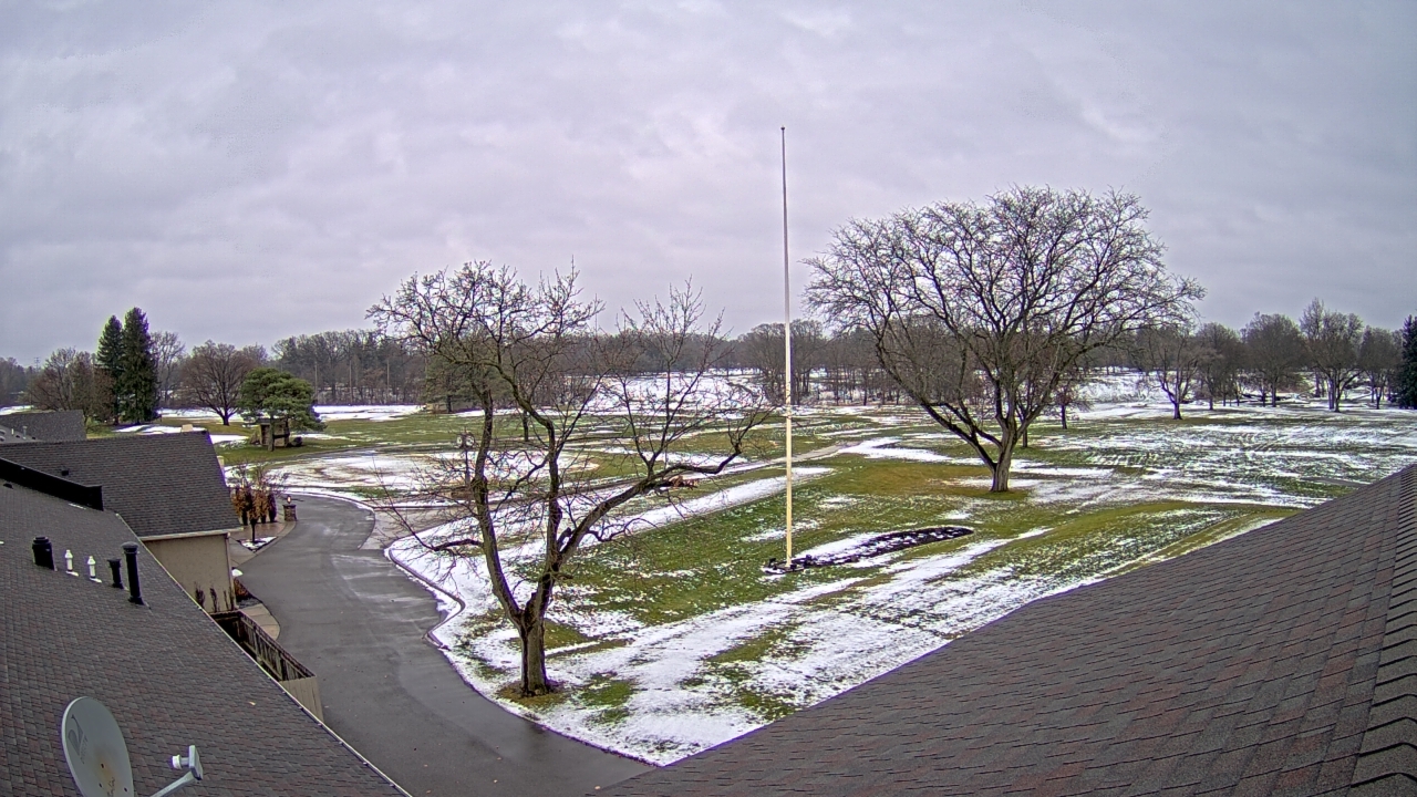 Thumbnail for current weather camera view from Highland Meadows Golf Club in Sylvania, Ohio