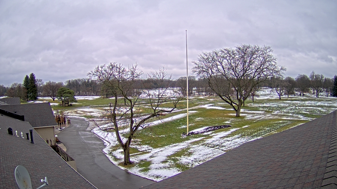 Thumbnail for current weather camera view from Highland Meadows Golf Club in Sylvania, Ohio