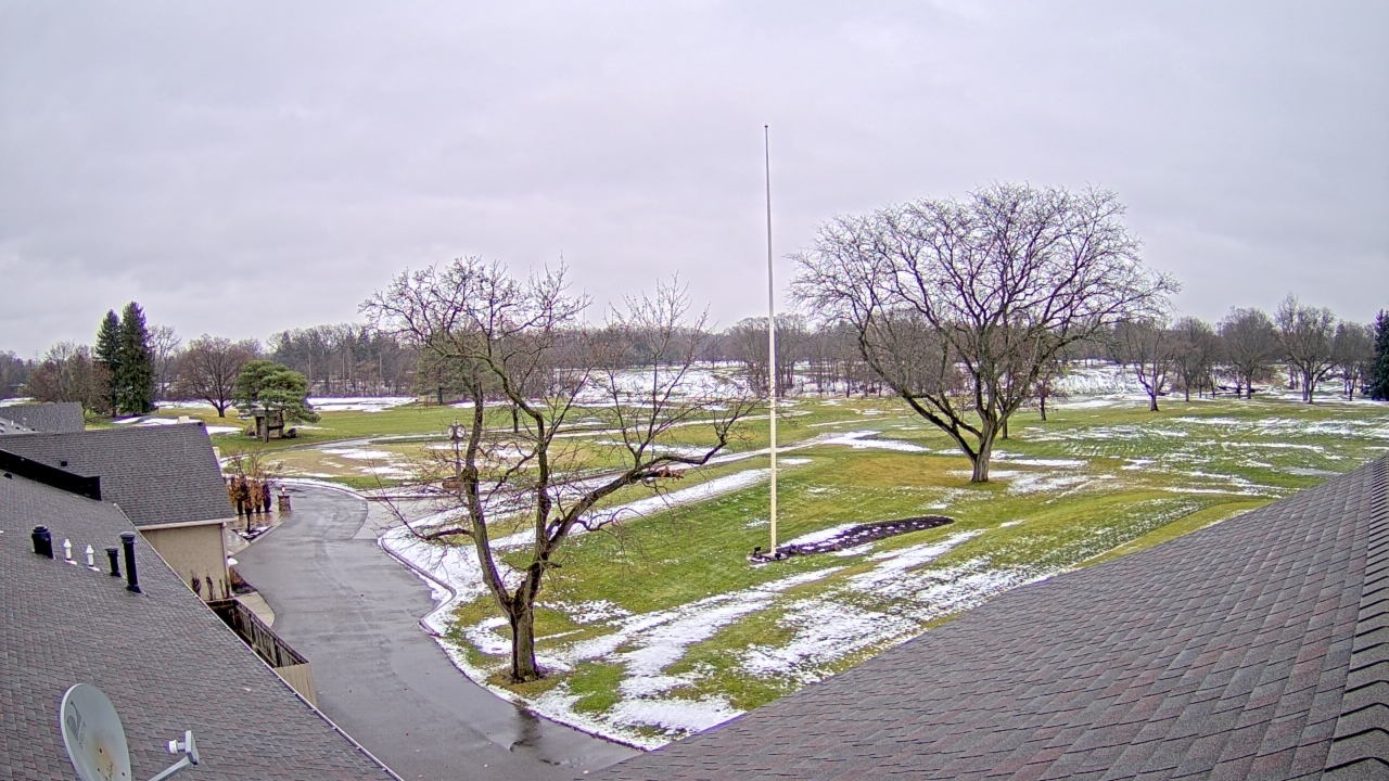 Thumbnail for current weather camera view from Highland Meadows Golf Club in Sylvania, Ohio