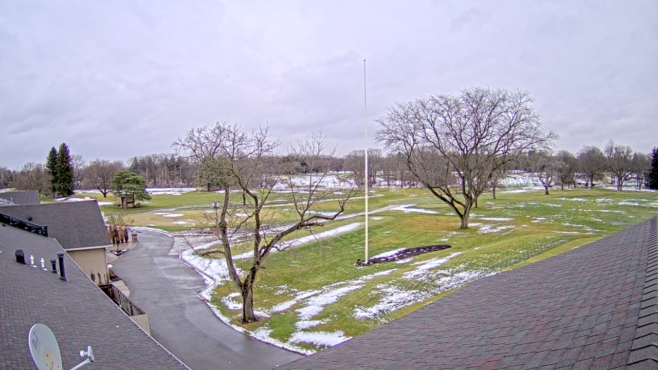 Thumbnail for current weather camera view from Highland Meadows Golf Club in Sylvania, Ohio