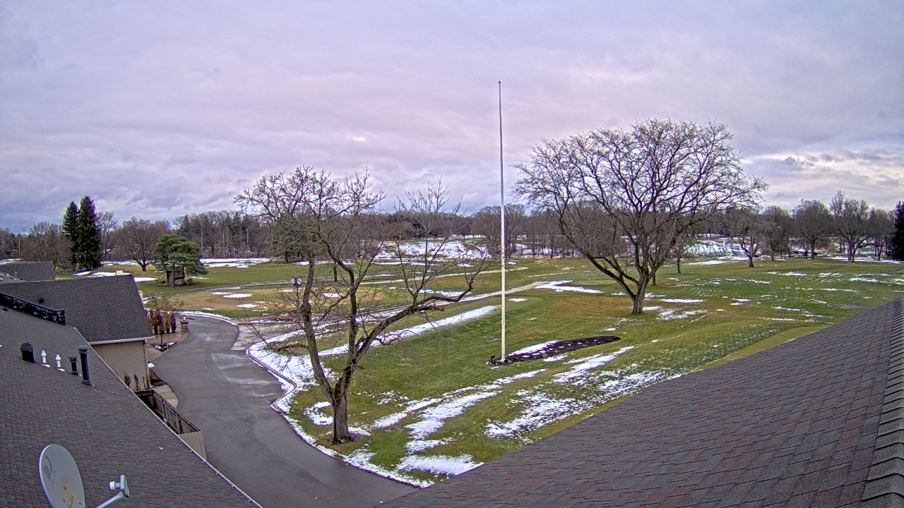 Thumbnail for current weather camera view from Highland Meadows Golf Club in Sylvania, Ohio