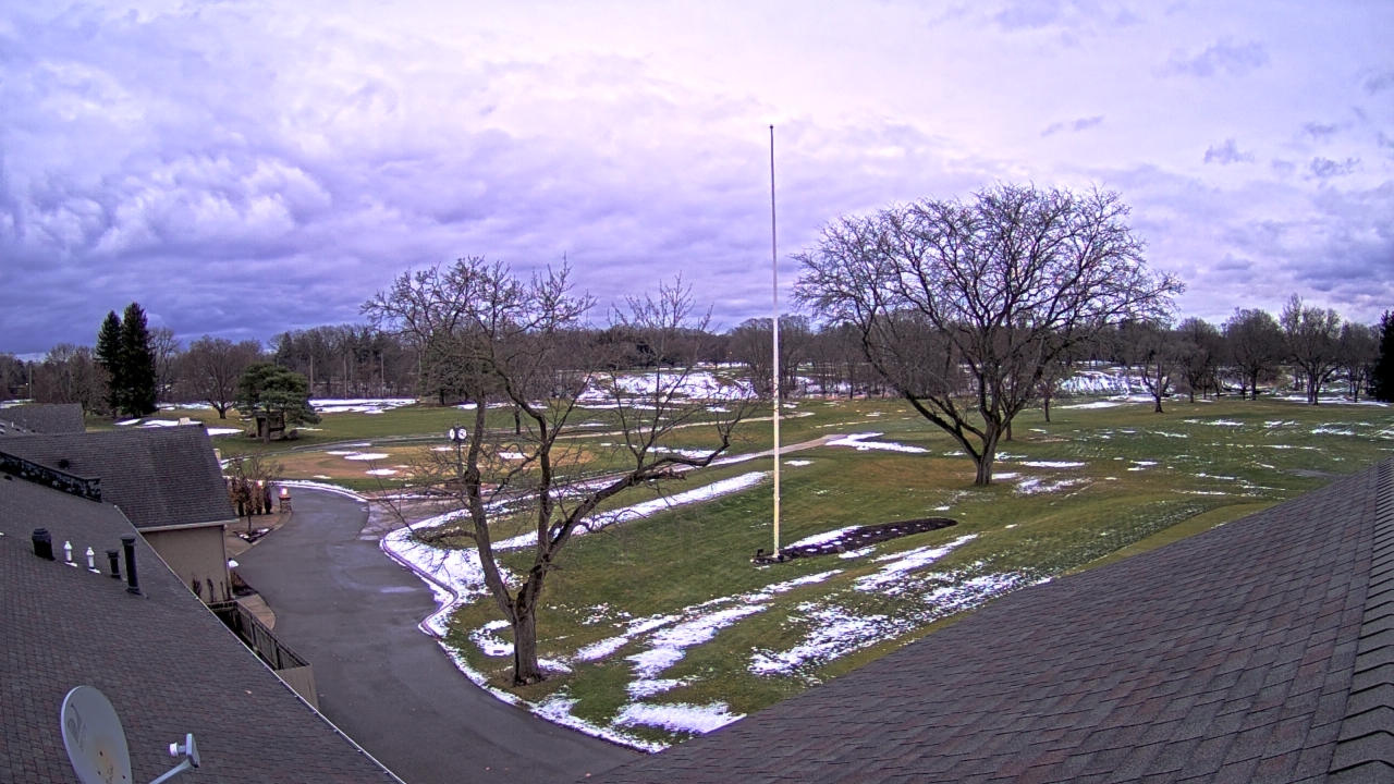 Thumbnail for current weather camera view from Highland Meadows Golf Club in Sylvania, Ohio