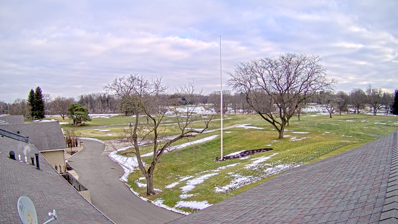 Thumbnail for current weather camera view from Highland Meadows Golf Club in Sylvania, Ohio